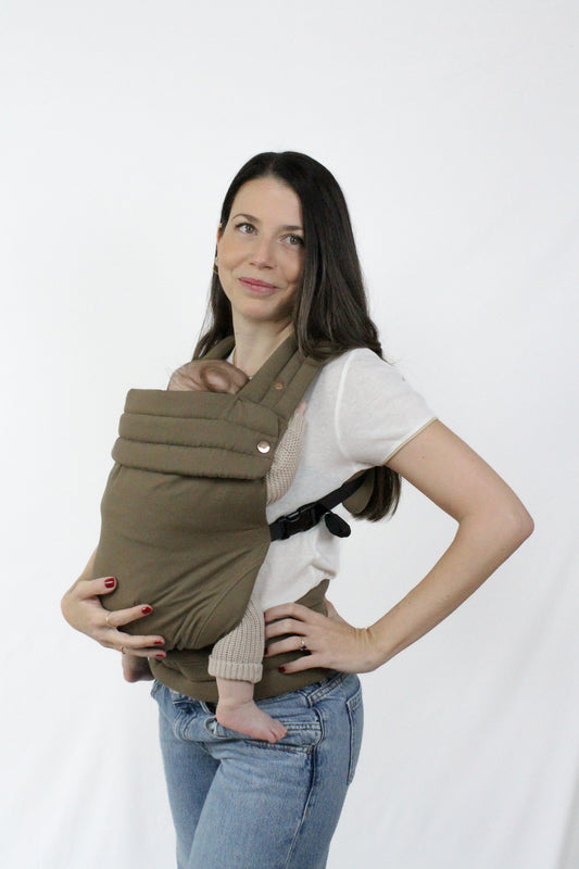 PRE - ORDER | Portabebé ergonómico Momo Chess