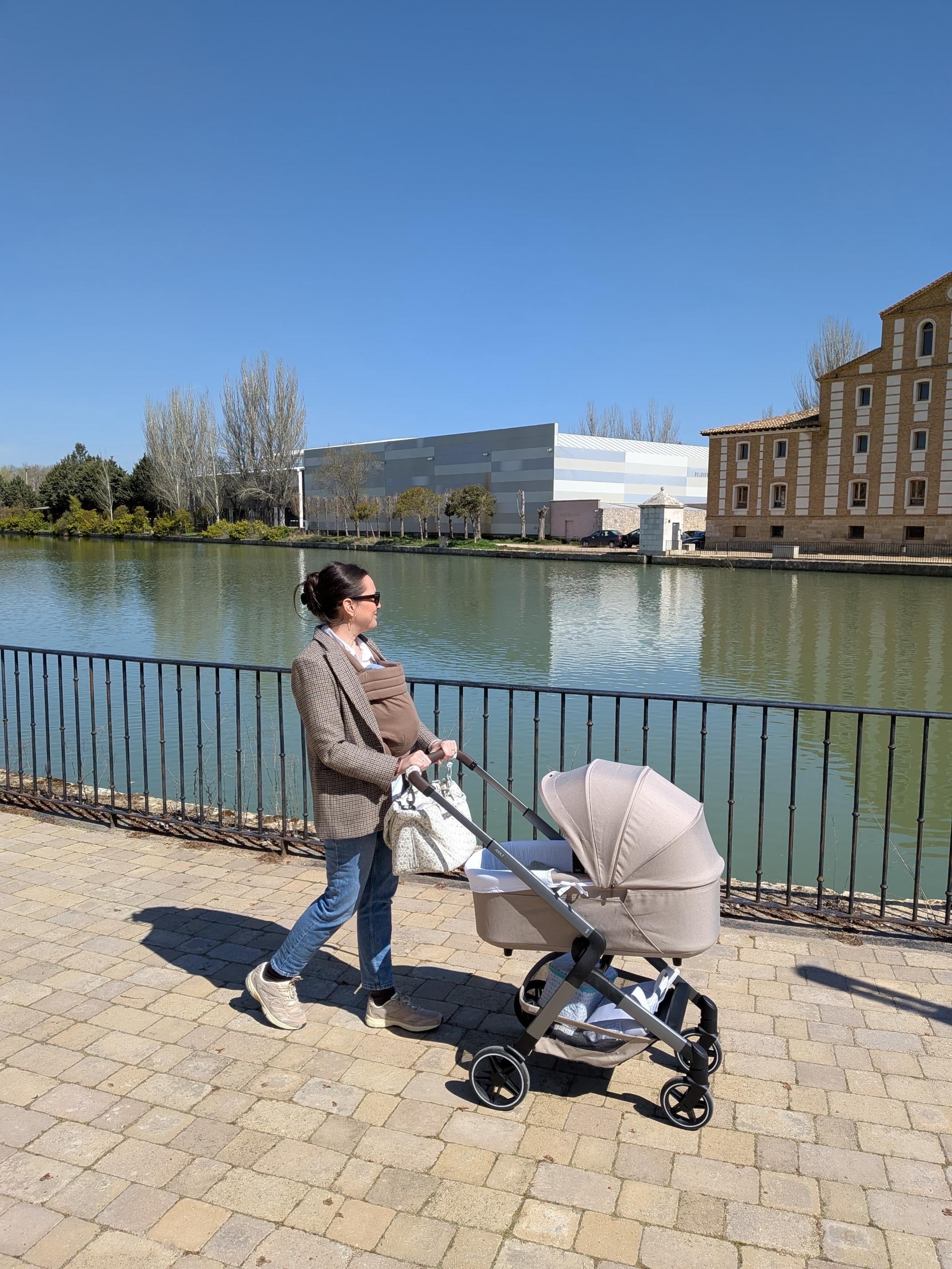 Portabebé ergonómico Momo Taupe