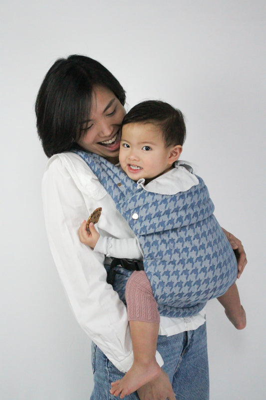 PRE-ORDER | Portabebé ergonómico mömo Denim Icon